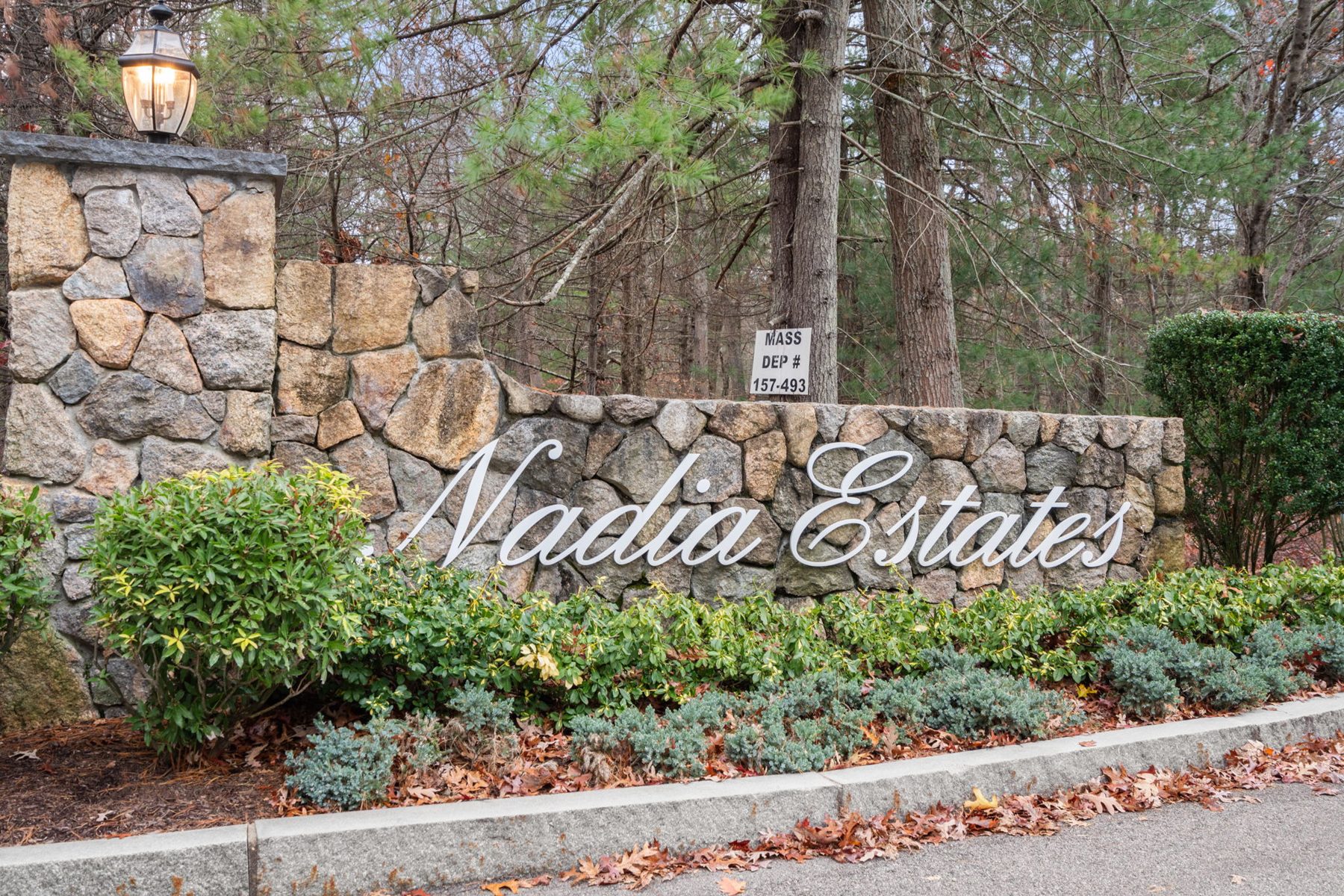 Nadia Estates entrance, Foxboro