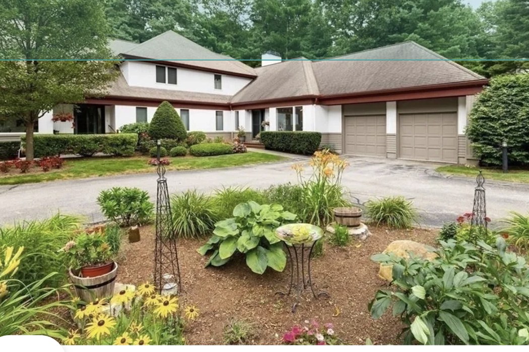 32 Orchard Hill Dr, Sharon