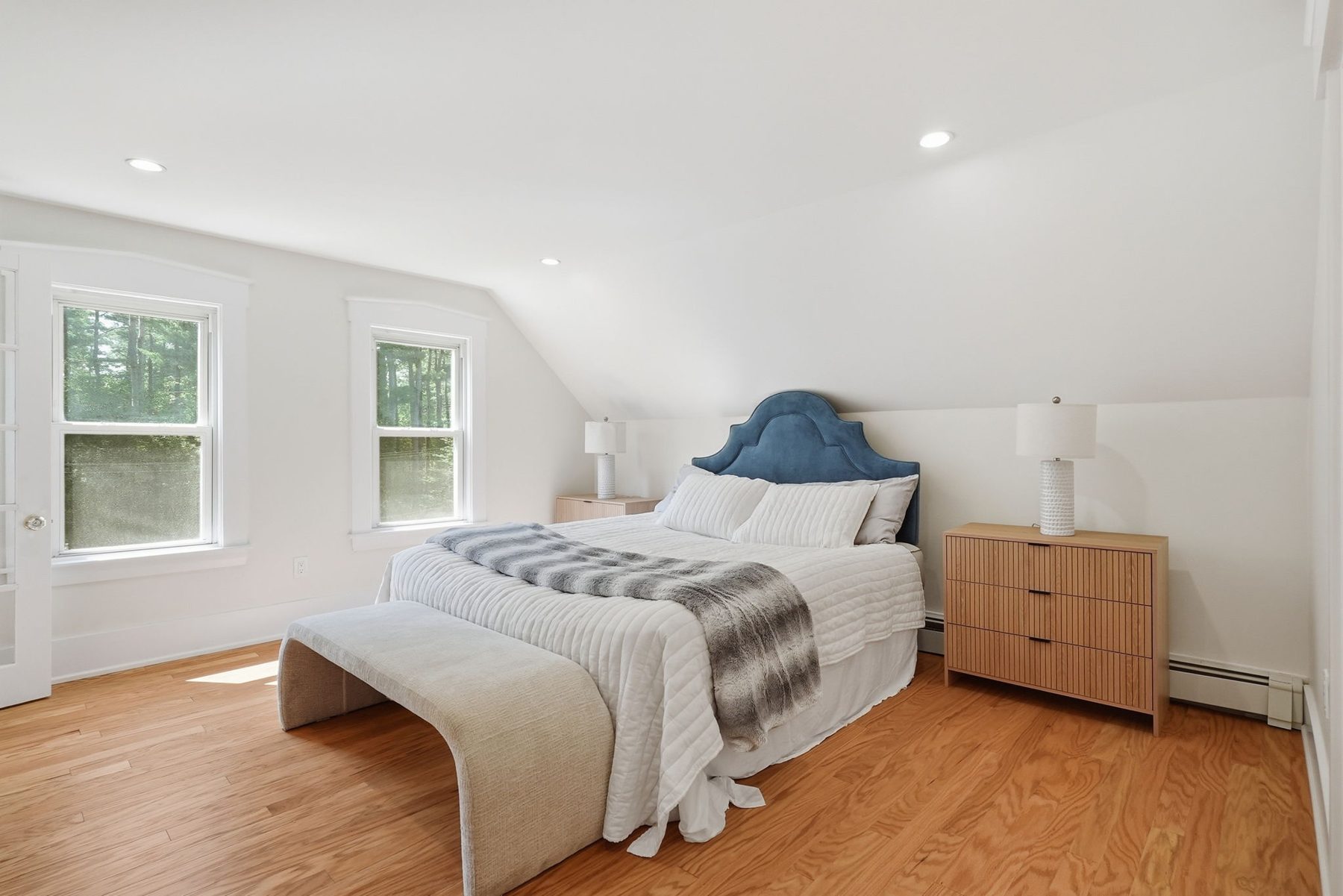 8 Pemberton Road, Wayland — Bedroom