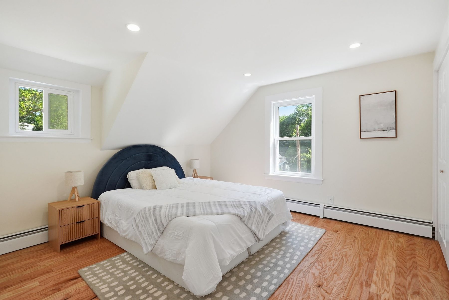 8 Pemberton Road, Wayland — Primary suite